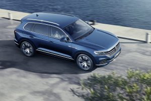 2019-VW-Touareg-15-1