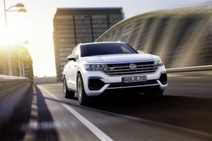 2019-VW-Touareg-25-1
