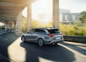 2019-kia-ceed-sportswagon-2-1