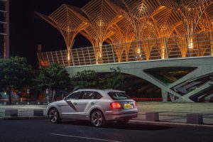 Bentley-Bentayga-Hybrid-17