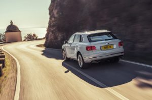 Bentley-Bentayga-Hybrid-3