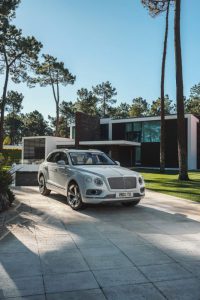 Bentley-Bentayga-Hybrid-6