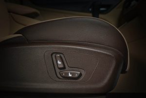 wuling-cortez-seat-adjuster