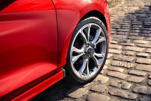 2018_ford_fiesta_van_08