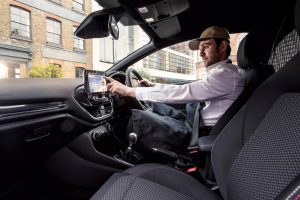 2018_ford_fiesta_van_09