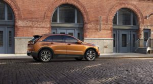 Cadillac-XT4-2