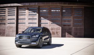Lincoln-Aviator-03-copy
