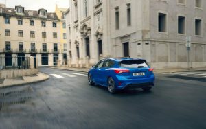 ford_2018_focus_st-line__02