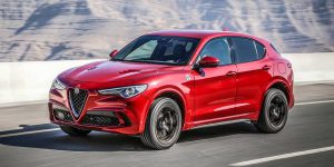 171203_ar_stelvio-quadrifoglio_01_slider