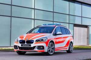BMW220dxDriveGranTourer-emergency-physician-01