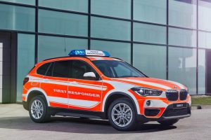 BMWX1xDrive20d-operations-management-01