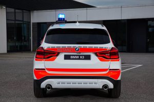 BMWX3xDrive20d-emergency-physician-05