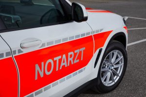 BMWX3xDrive20d-emergency-physician-11