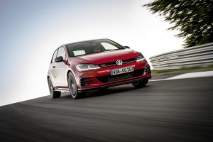 fcfc1f35-2020-vw-golf-gti-tcr-1