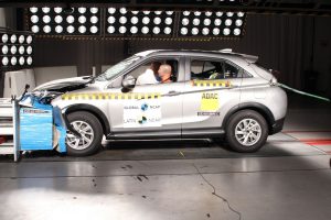 696f796e-mitsubishi-eclipse-cross-latin-ncap-9