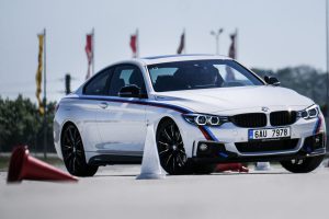 P90305905_highRes_bmw-m-performance-da