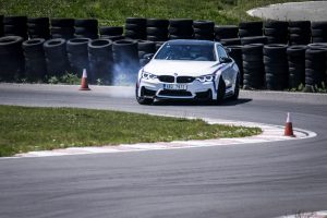 P90305913_highRes_bmw-m-performance-da