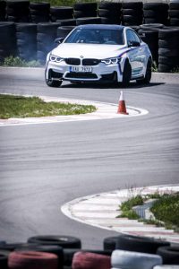 P90305914_highRes_bmw-m-performance-da