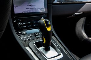 porsche-911-17858-10