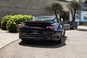 porsche-911-17858-5