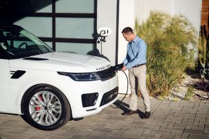 363a08ee-2019-range-rover-sport-10