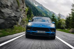 5cb9a1e9-2019-porsche-macan-8