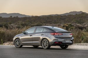 053e3dac-2019-hyundai-elantra-12