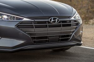 3549e9f1-2019-hyundai-elantra-8