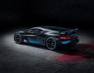 4ca655d7-bugatti-divo-11