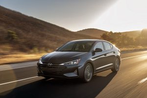 5e1f3653-2019-hyundai-elantra-2