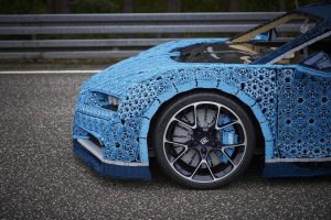 6c3ff2b0-lego-bugatti-chiron-11