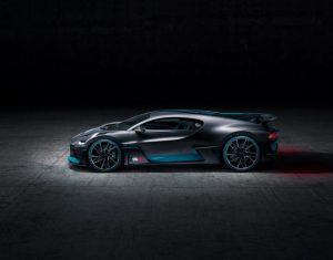 f43682da-bugatti-divo-15