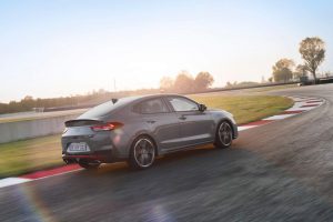 02ea9050-2019-hyundai-i30-fastback-n-7