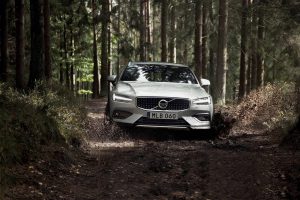 11ea5415-volvo-v60-cross-country-all-new-unveiled-11