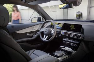 14aa2e8a-mercedes-eqc-28