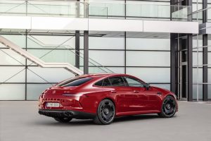 Verkaufsstart für neue Mercedes-AMG GT 4-Türer Coupé Modelle: Sportwagen-Portfolio wächst weiter