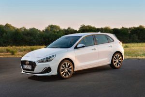 1a1d4a72-2019-hyundai-i30-5-door-13