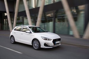 1c474ef7-2019-hyundai-i30-5-door-9