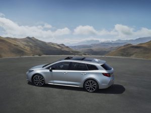 1e35ab14-toyota-corolla-touring-sports-01