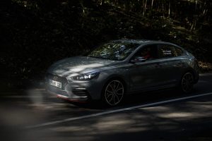 38a2a6f1-2019-hyundai-i30-fastback-n-race-3