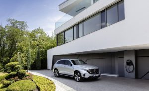 577685f7-mercedes-eqc-29