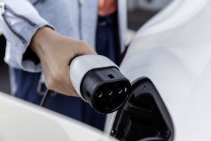 5b4a4fe5-mercedes-eqc-67