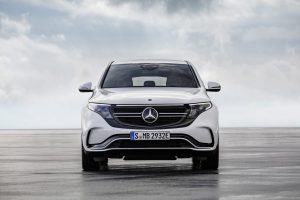 5d27cb1d-mercedes-eqc-57