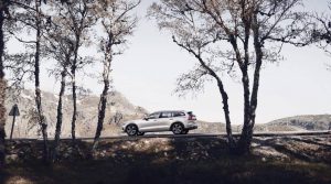 7b62b5c7-volvo-v60-cross-country-all-new-unveiled-15