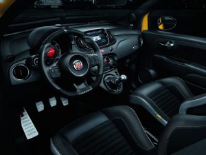 80f504a7-2019-abarth-595-14