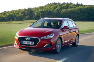 a279bfbd-2019-hyundai-i30-wagon-5