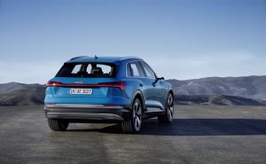 a6a5062d-audi-e-tron-suv-17