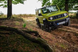 d738e9c7-2019-suzuki-jimny-8