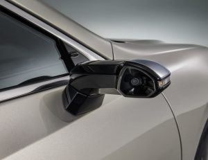 f2173959-lexus-es-digitaloutermirrors-03