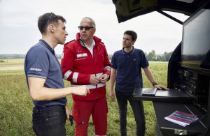 1d067a36-land-rover-discovery-emergency-response-vehicle-8